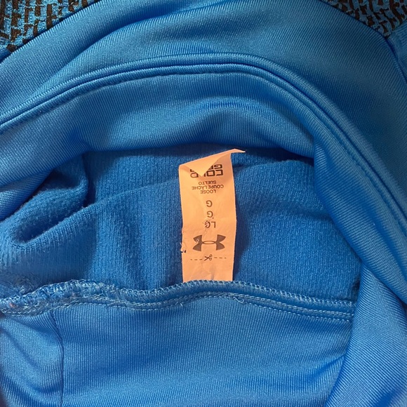 Woman’s large under armour crop top sweater - Picture 4 of 4